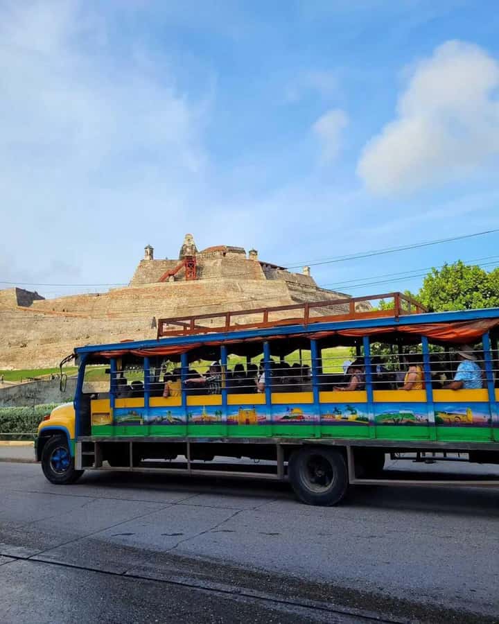 Cartagena: Explore with a city tour aboard a typical "chiva". - What this Cartagena chiva tour is really like