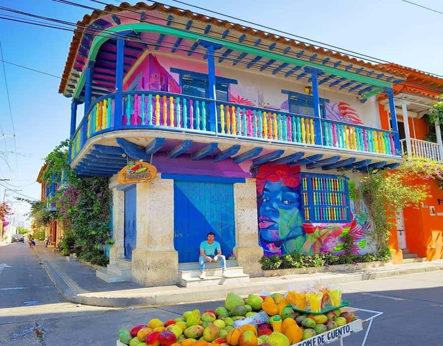 Cartagena: Explore with a city tour aboard a typical "chiva". - San Felipe Castle: the tour’s strongest stop