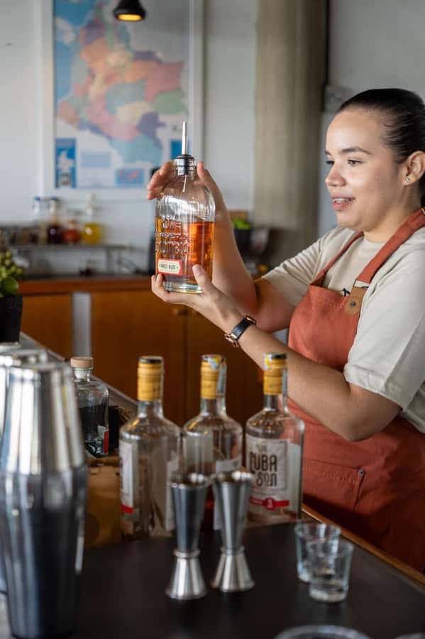 Cartagena: Express Rum and Chocolate Tasting Experience - A fast introduction to Colombian rum