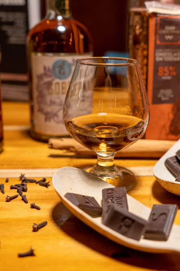 Cartagena: Express Rum and Chocolate Tasting Experience - Who will enjoy this Cartagena experience?