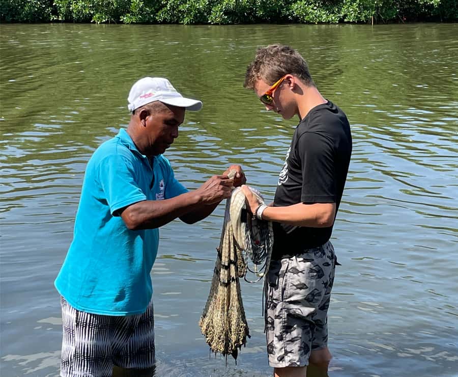 Cartagena Fishing, Crabbing, Birdwatching Experience + Lunch - Is $79 a fair price?