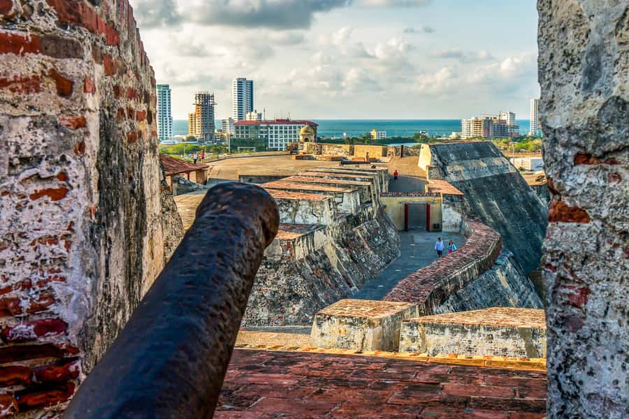 Cartagena: Guided Tour, with La Popa Convent, and San Felipe - Guide quality and the bilingual format