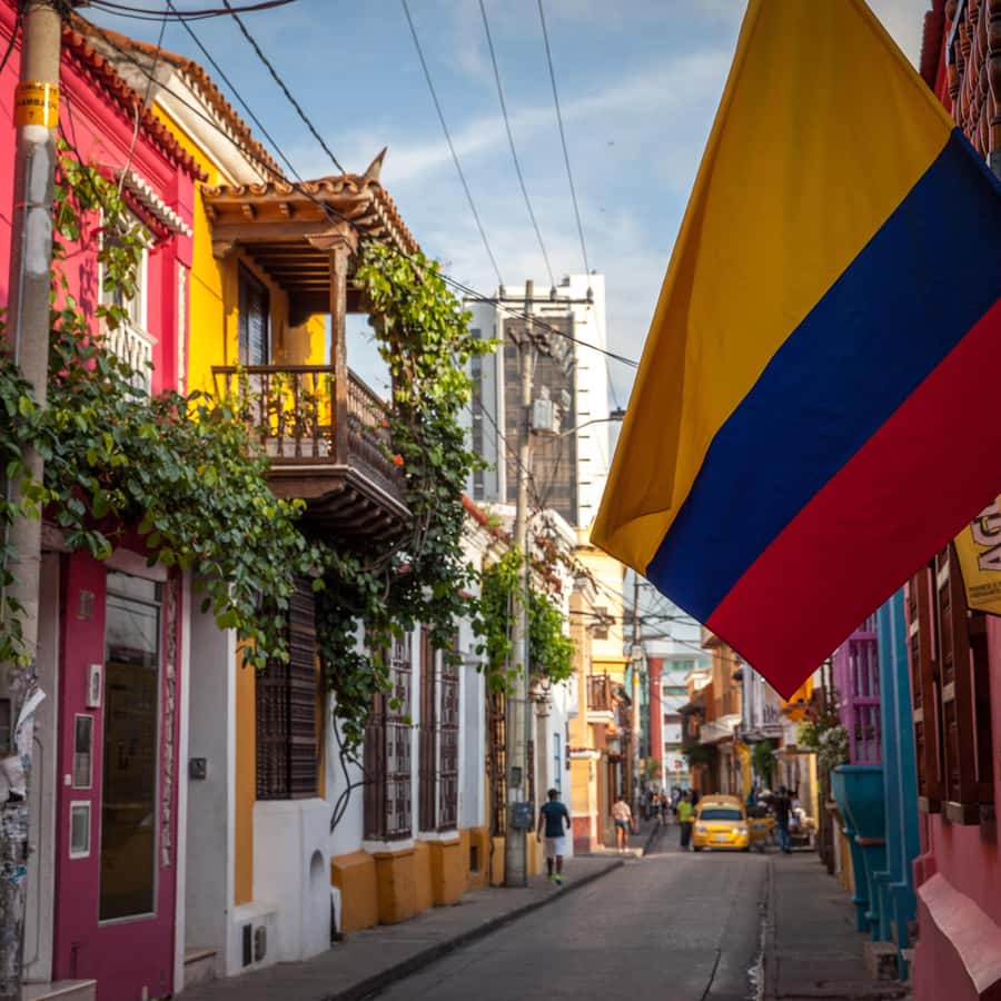 Cartagena: History, Culture & Coffee Experience - Passing through the Clock Tower
