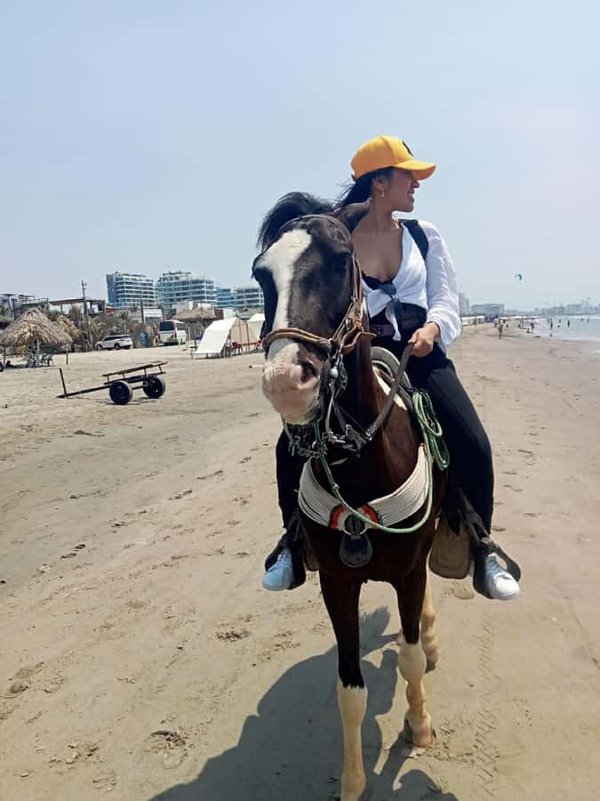 Cartagena: Horse riding on the beaches of Cartagena & PHOTOS - Who will enjoy this ride most