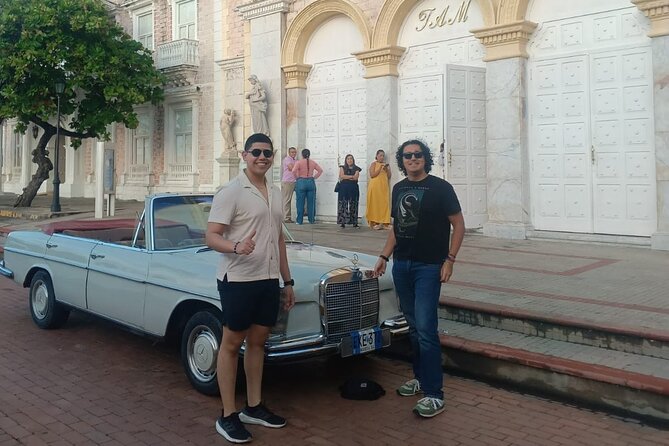 Cartagena Luxury Classic Car Tour + Bilingual Historian Guide - Why a classic car is a good way to see Cartagena