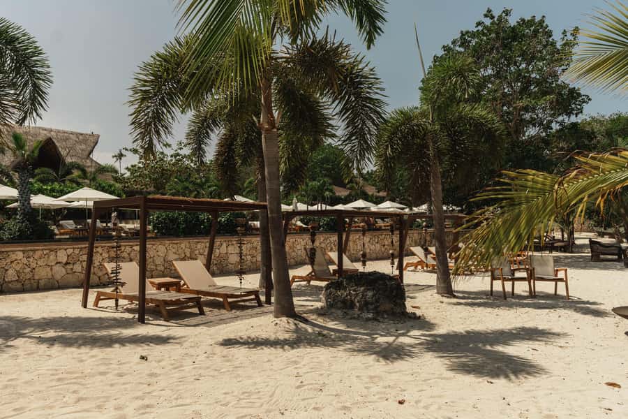 Cartagena: Makani Luxury Beach Club Day Pass - Should you book the Makani day pass?