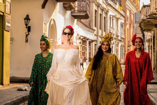Cartagena Memory Session - Starting in Getsemani, where the photo session begins