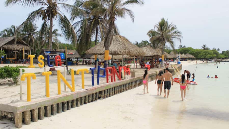 cartagena: Mucura and Santa Cruz Islands Tour spectacular - Speedboat travel, sea conditions, and comfort