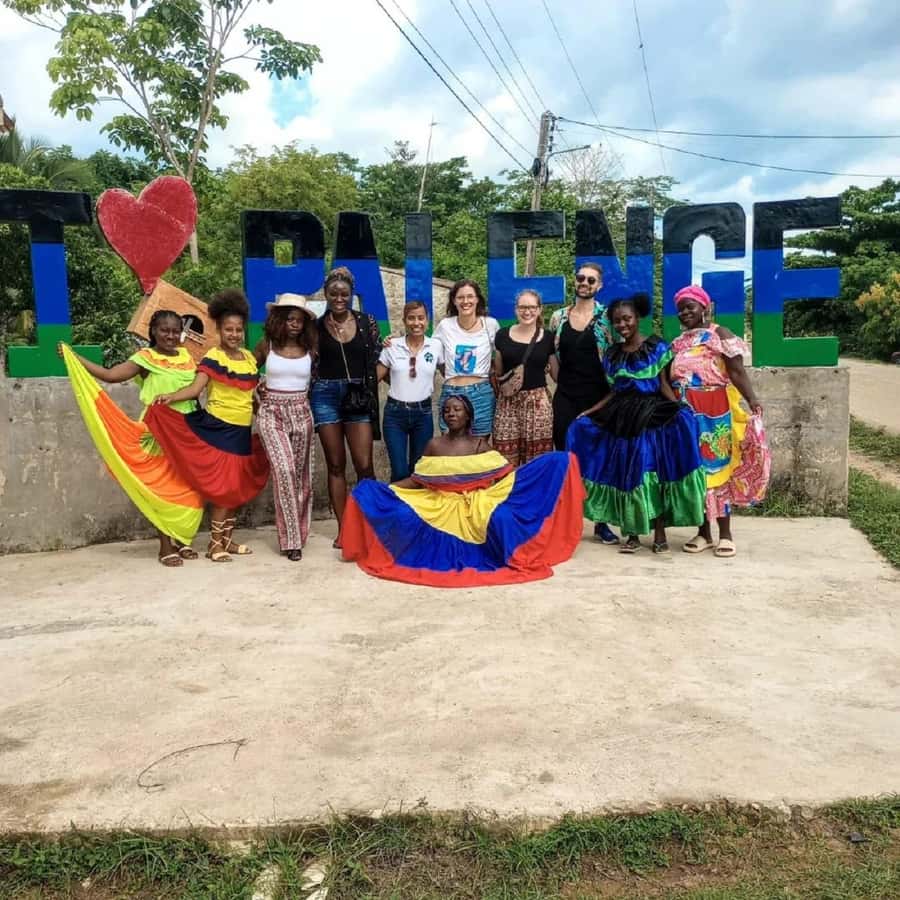 Cartagena: PALENQUE Tour AFRICAN TRADITIONS with Lunch - Lunch and the local Ñeque drink