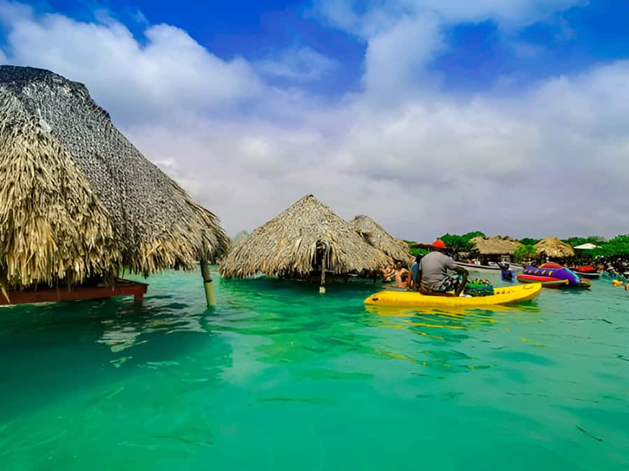 Cartagena: Party Boat to Cholon Beach with 2 Drinks & Lunch - What $129 really gets you