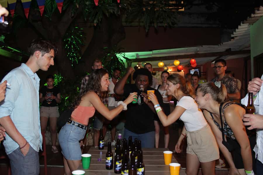 Cartagena: Pub Crawl with Dancing Lessons and Free Shots - What the six-hour Cartagena night is really like