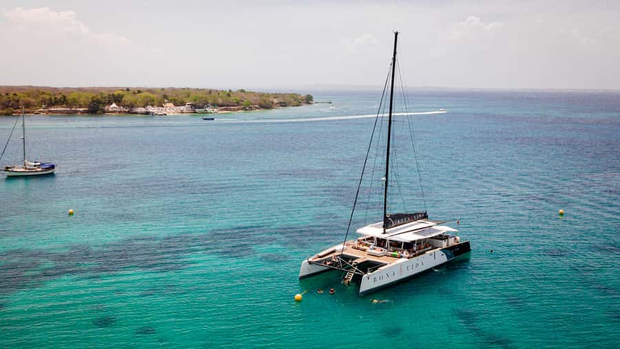 Cartagena: Rosario Islands Catamaran with Lunch and Snorkel - Who will enjoy this catamaran day?