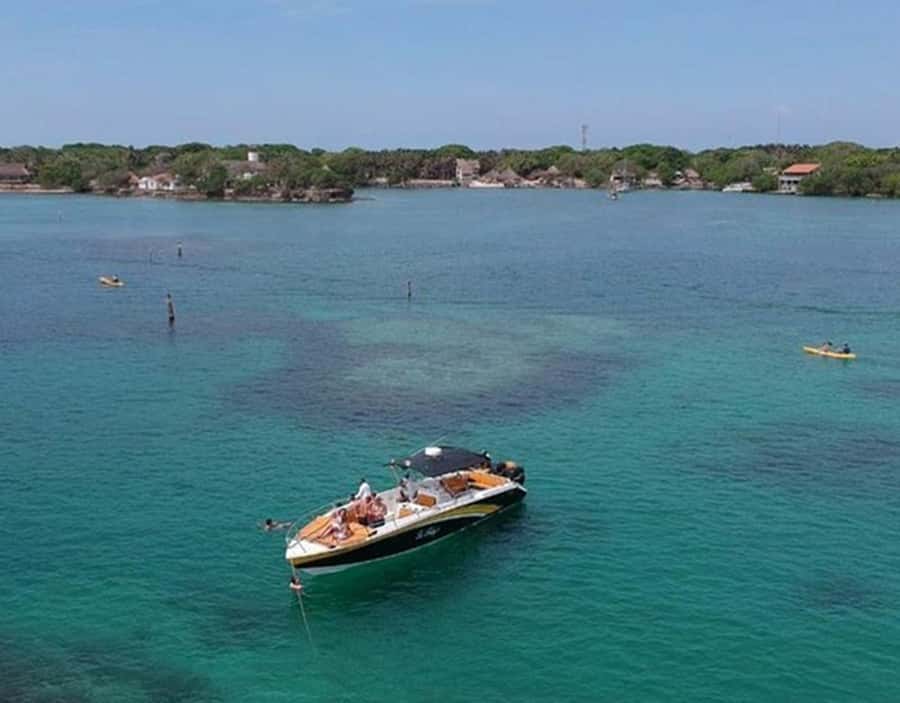 Cartagena: Rosario Islands Private Boat Tour - Leaving the port on a private boat