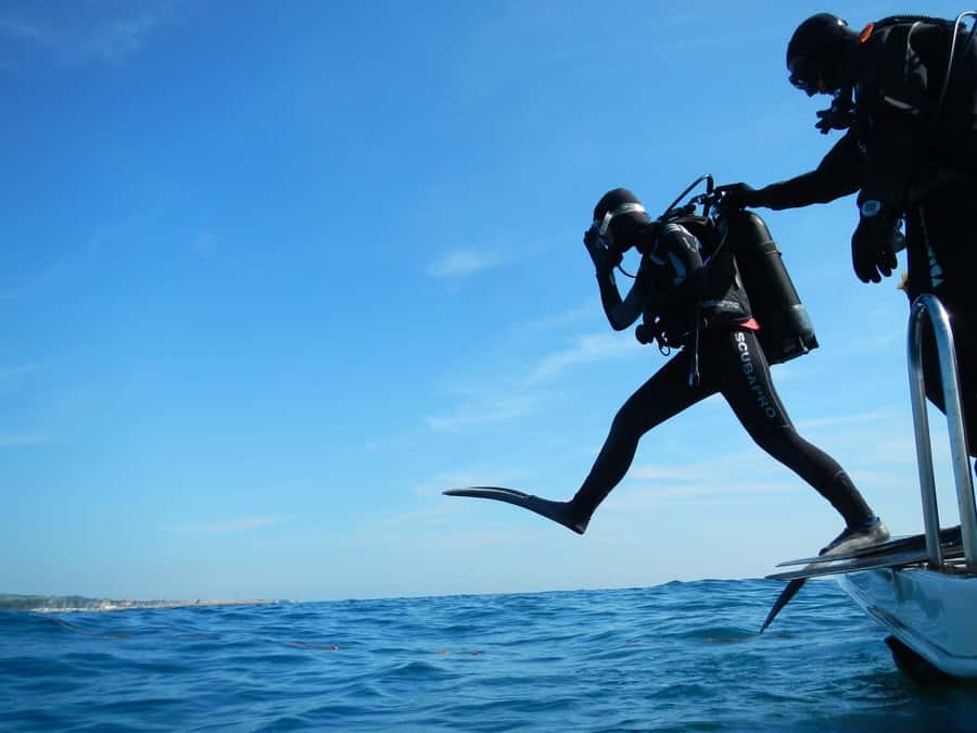 Cartagena: Scuba Diving Day Trip at Playa Blanca with Lunch - The 30-minute briefing and equipment setup