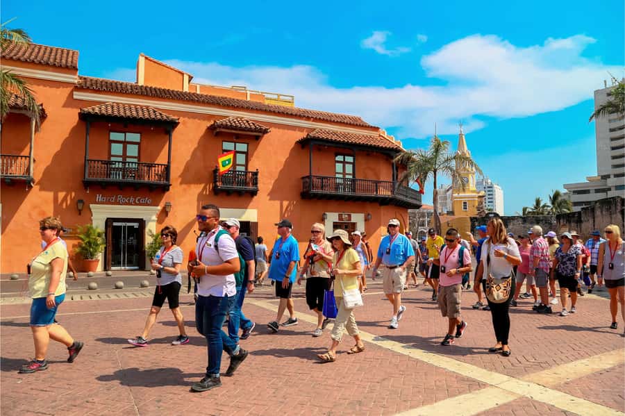 Cartagena: Shared Walking Tour of the Colonial Old Town - What the walls reveal about Cartagena