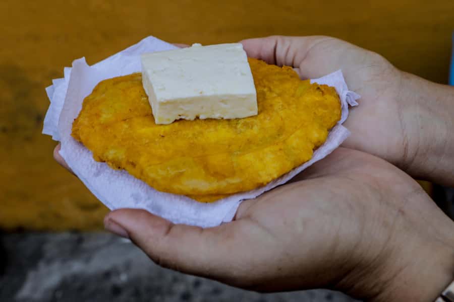 Cartagena: Street Food Walking Tour - Why this food walk feels different