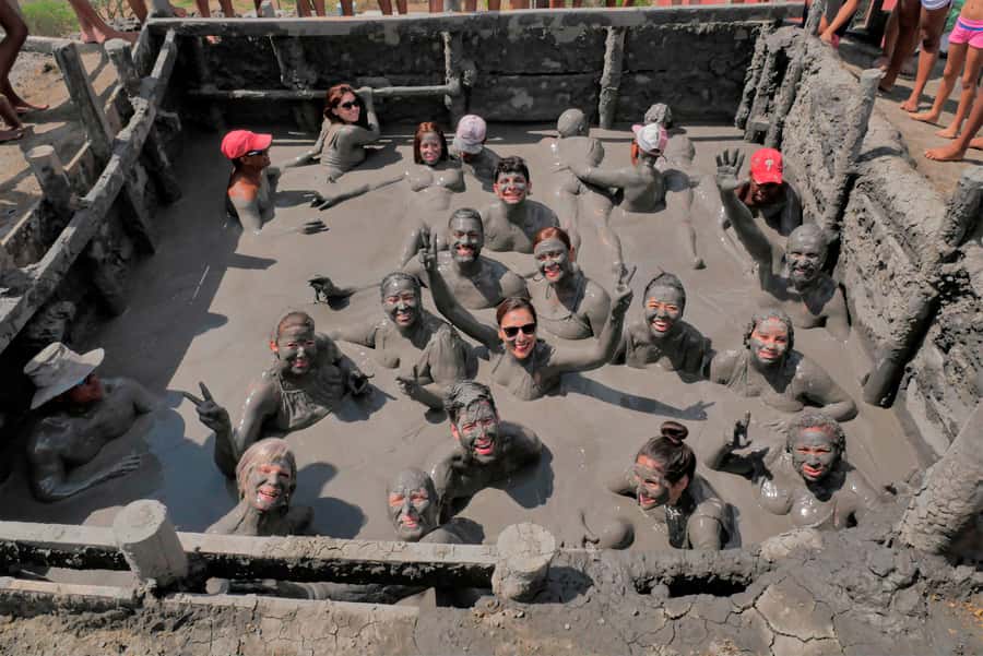 Cartagena: Totumo Mud Volcano Experience - Climbing the 50 steps to Totumo