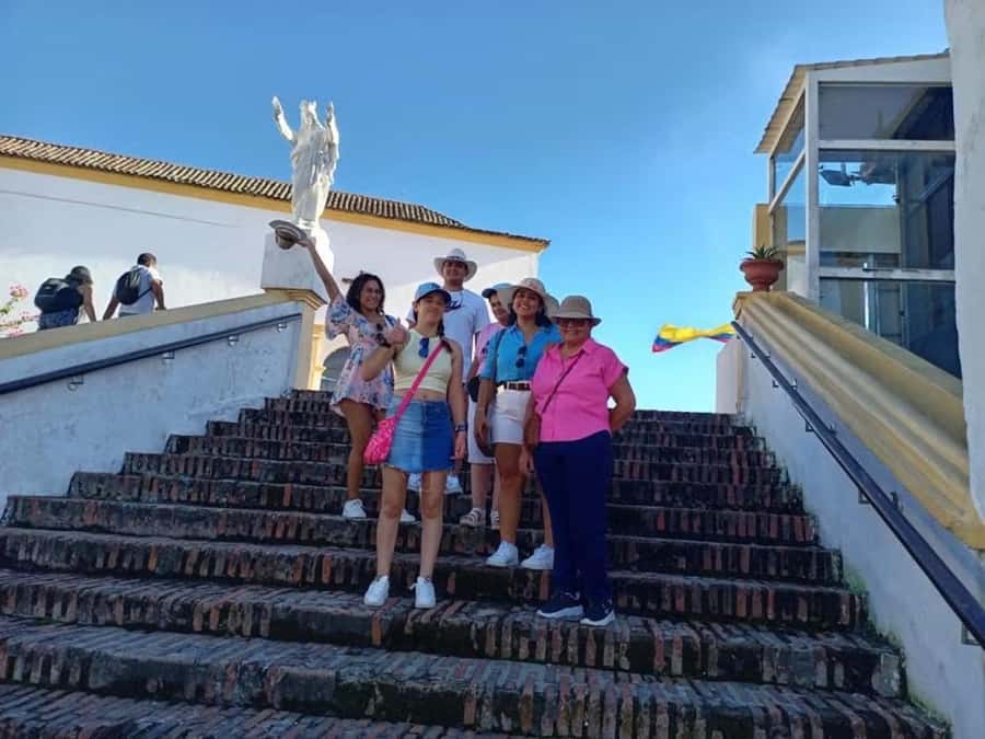 Cartagena: Tour the emblematic Cerro de la Popa - The ride up to Cartagena’s highest point