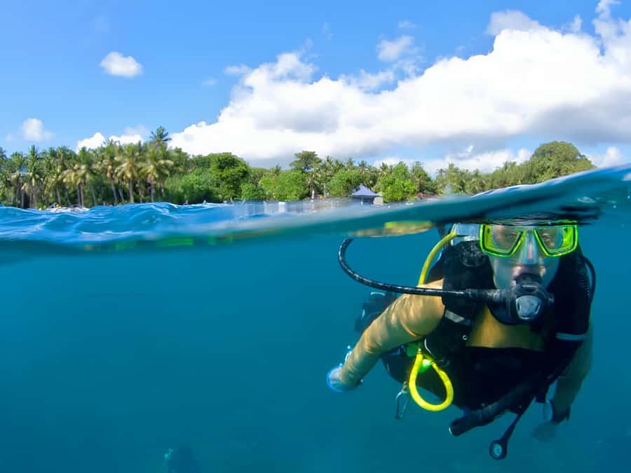 Cartagena: Tour to Playa Tranquila with Snorkeling + Luminous Plankton and Parasol - Timing, meals, and the day’s confusing schedule