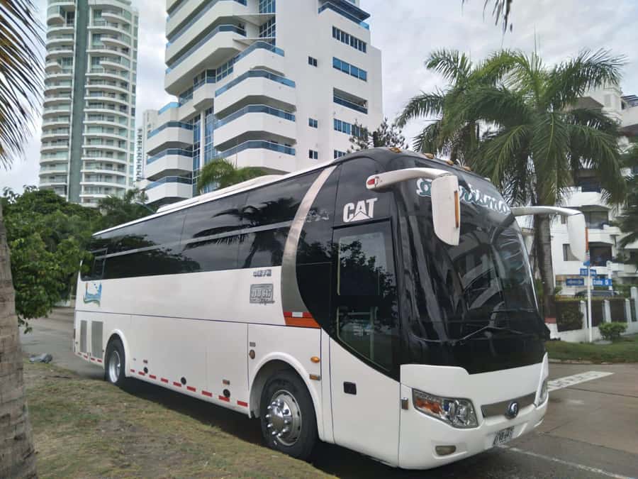Cartagena: Volcano of Totumo with Entry Ticket and Transfer - Entering the 20-minute mud bath