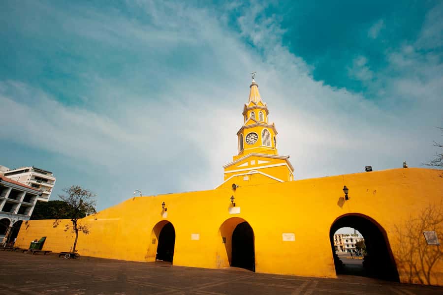 Cartagena: Walled City Walking Tour - Café del Mar and the wall walk