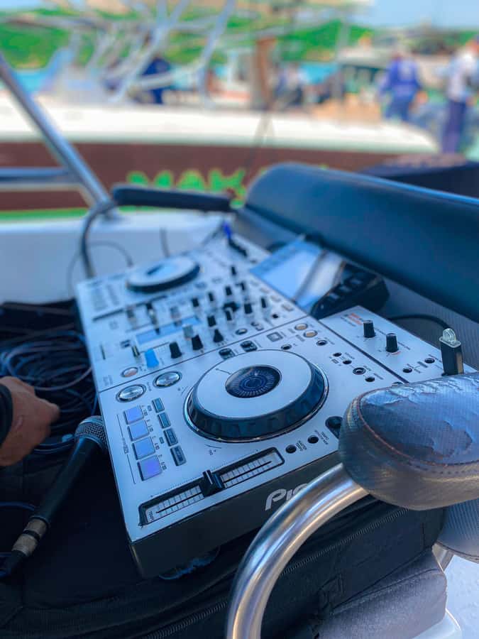 Cholon Forever Boat Party - Heading to Cholón around 11:30
