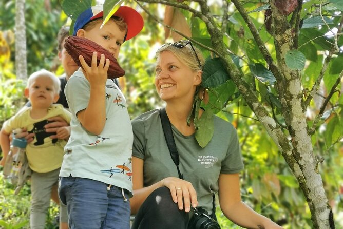 Coffee & Chocolate Private Tour in Medellin: Genuine Experience - From Medellín to Santo Domingo by private car