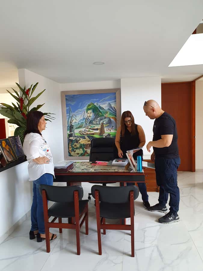 Colombia: Official Pablo Escobar Meet the Family Museum Tour - Meeting the Family Behind the Escobar Story