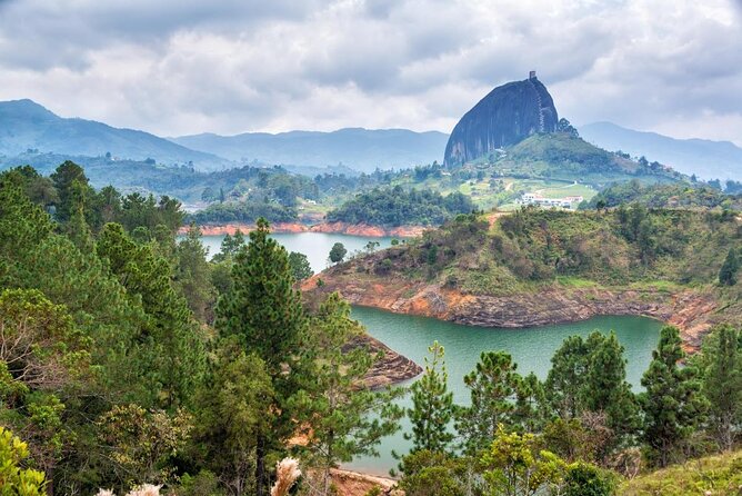 Combo Guatape and Medellin Sightseeing Tours - Key points to know before booking