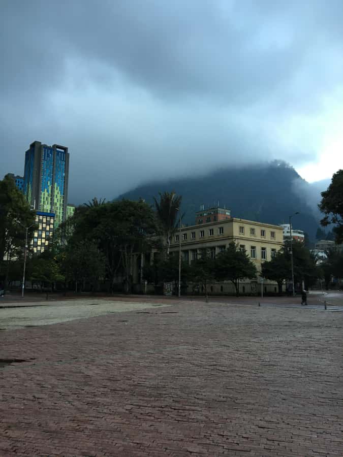 Complete Walking Tour in Bogota's Downtown - La Candelaria’s Colonial Streets and Urban Art
