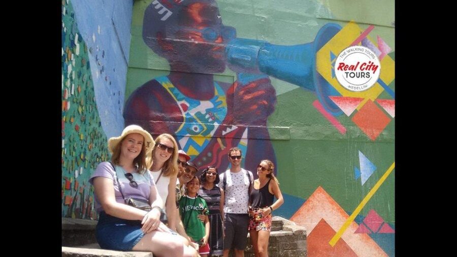 Comuna 4 - Moravia Tour - Practical preparation for a respectful visit