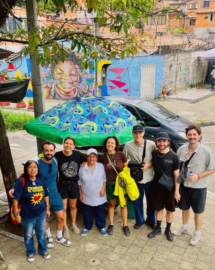 Comuna 4 - Moravia Tour - The snack and food-tasting stop