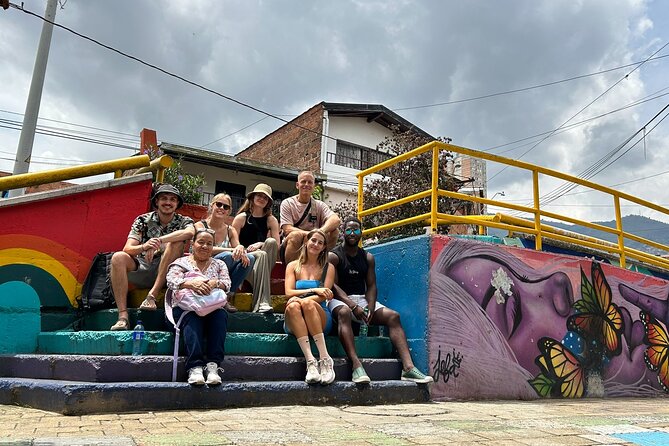 Comuna 4 Walking Tour Medellin - Health care, street vending, and daily survival