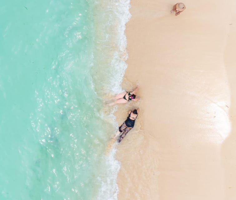 Daytour to Playa Tranquila VIP with Parasols, Lunch by bus! - Lunch, Beds, Chairs, and the Welcome Drink