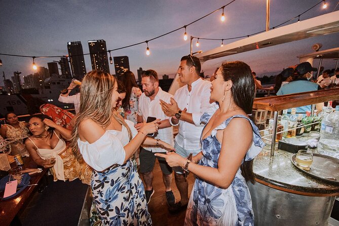 Dinner cruise on Cartagena's bay with Sibarita Master - Who will enjoy this cruise most