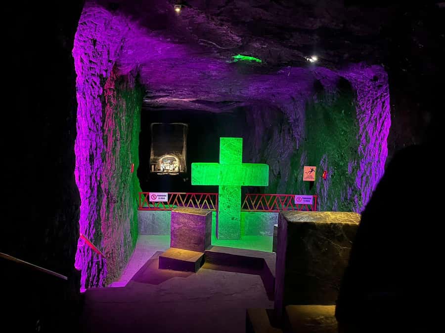 Discover Bogota-city tour and the Salt Cathedral in one day - Gold Museum and the story behind El Dorado