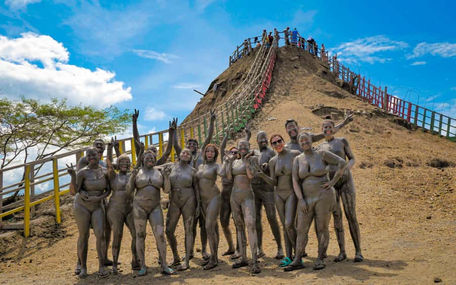 Enjoy the totumo volcano from cartagena + snack - What makes Totumo Volcano so unusual