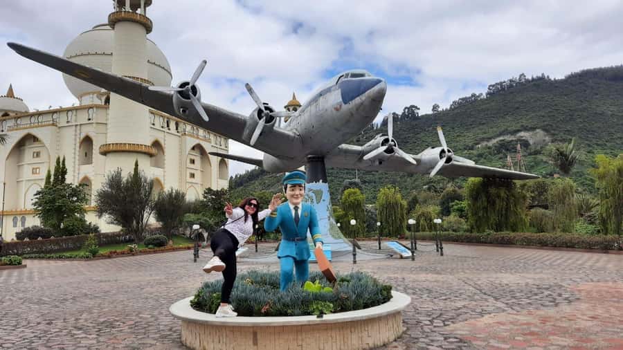 From Bogota: Excursion to Jaime Duque Park - The Taj Mahal Replica: The Big Photo Stop