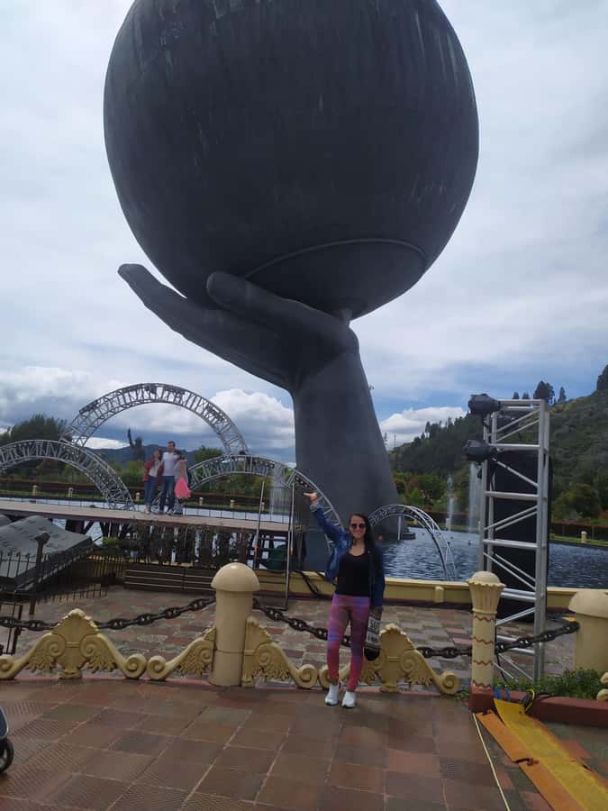 From Bogota: Excursion to Jaime Duque Park - Leaving Central Bogota For Cundinamarca