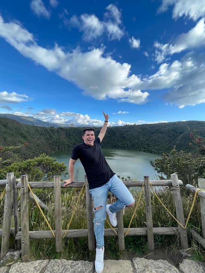 From Bogota: Guatavita Lagoon and Village Guided Tour - Guatavita Village, Cobblestones and Quiet Squares
