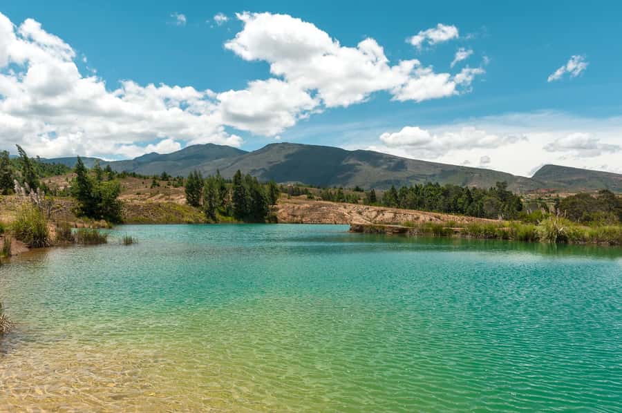 From Bogotá: Tour to Villa de Leyva, Ráquira, Casa Terracota, and Pozos Azules - Why this day from Bogotá makes sense