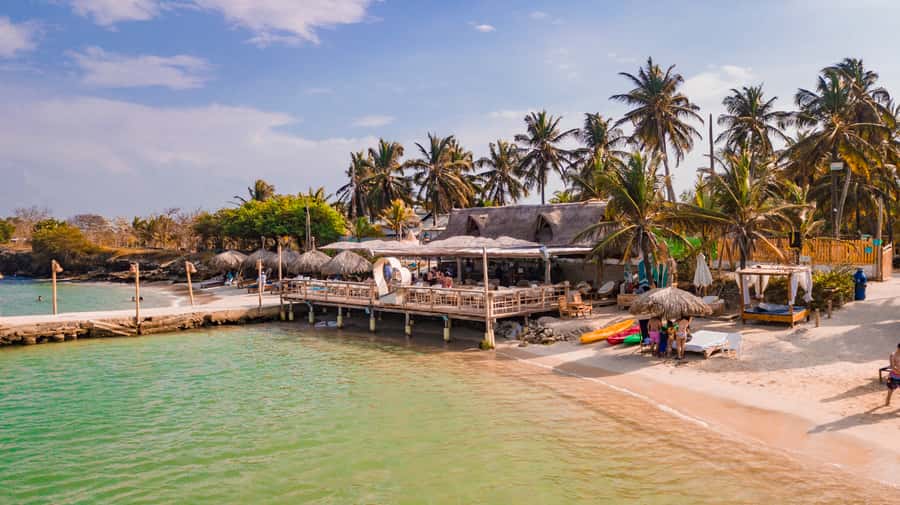 From Cartagena: Palmarito Beach With Buffet Lunch And Pool - Reaching Palmarito Beach from Bocagrande
