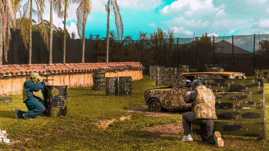 From Guatape: Pablo Escobar Mansion, Paintball & Boat Ride - The 40-minute speedboat ride across the reservoir