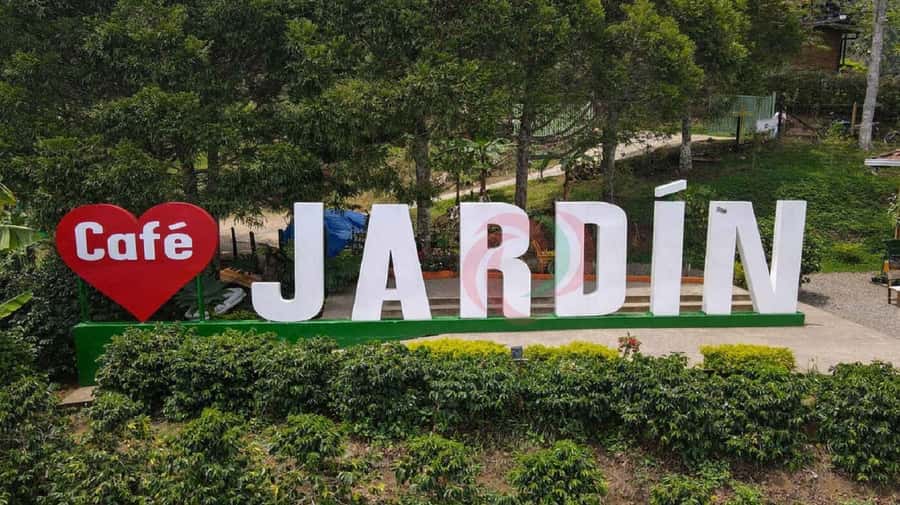 From Medellín: Jardín, Andes, and Hispania Day Trip - Hispania, the quiet first stop