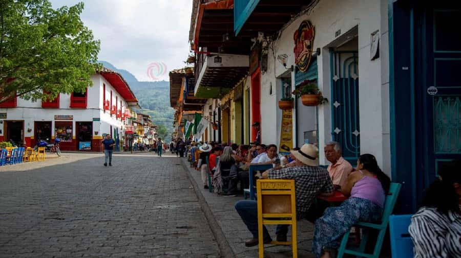 From Medellín: Jardín, Andes, and Hispania Day Trip - Who should book this $70 day trip?
