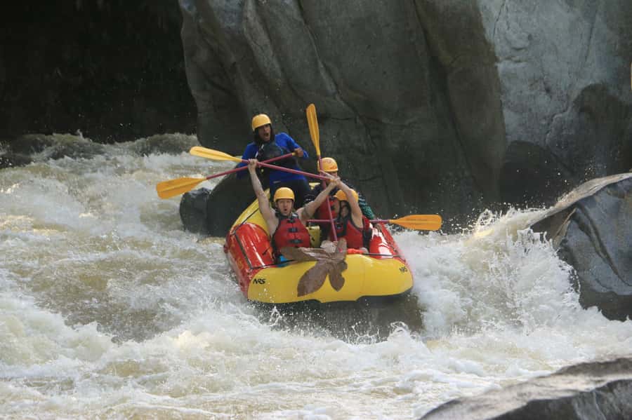 From Medellín: Paragliding and Rafting Combo Tour - FAQ