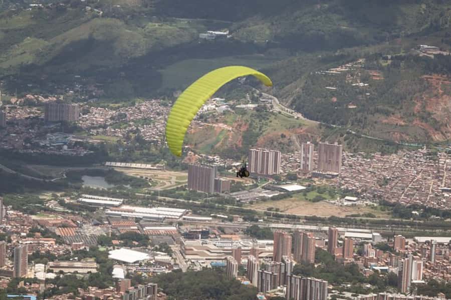 From Medellín: Paragliding Tour with GoPro Photos & Videos - Should you book this Medellín paragliding tour?