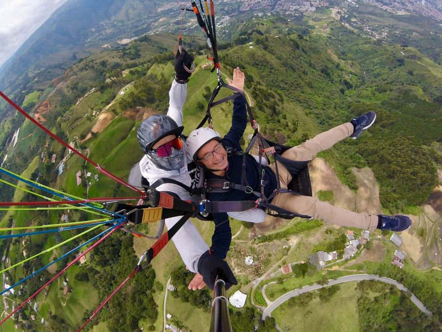 From Medellín: Paragliding Tour with GoPro Photos & Videos - GoPro photos and videos after landing