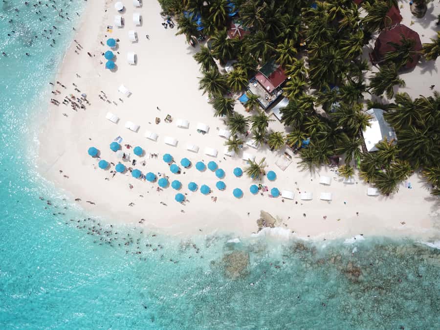 From San Andrés: Speedboat Tour to Johnny Cay Island - Three and a half hours on Johnny Cay