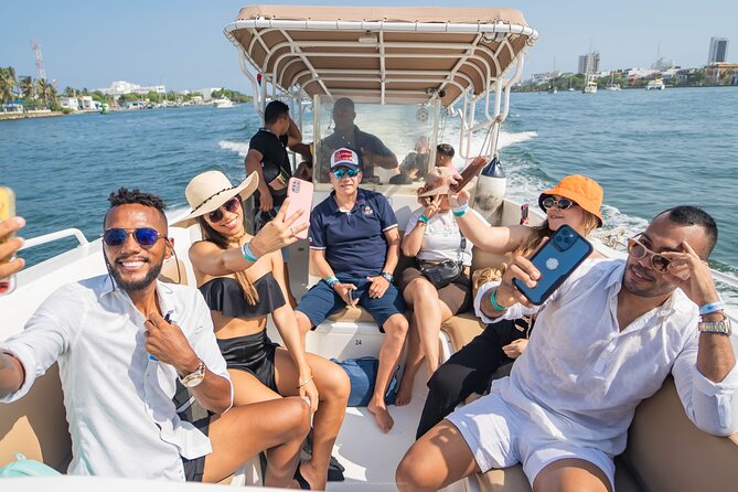 Full Day by the islands of the Rosary Cartagena - Isla Grande is the quick snorkeling stop